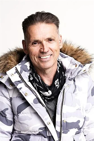 Dale Vince height profile photo