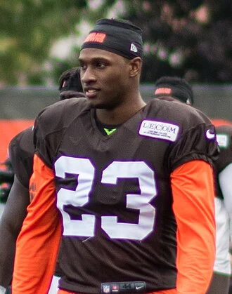Damarious Randall height profile photo