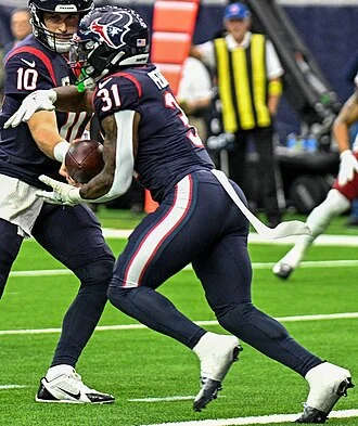 Dameon Pierce height profile photo