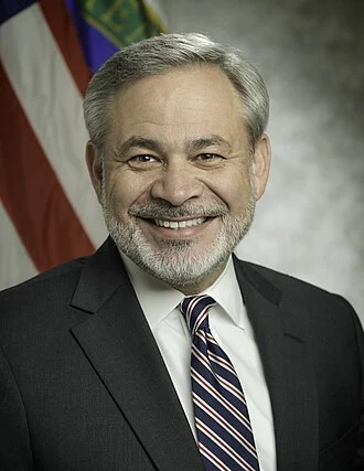 Dan Brouillette height profile photo