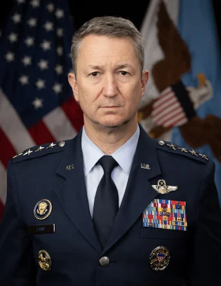 Dan Caine height profile photo