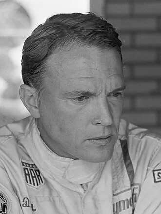 Dan Gurney height profile photo