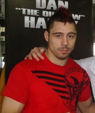 Dan Hardy height profile photo