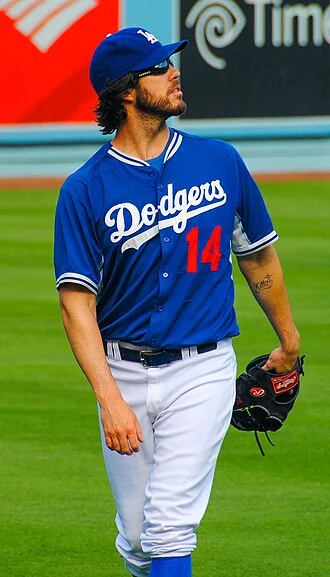 Dan Haren height profile photo