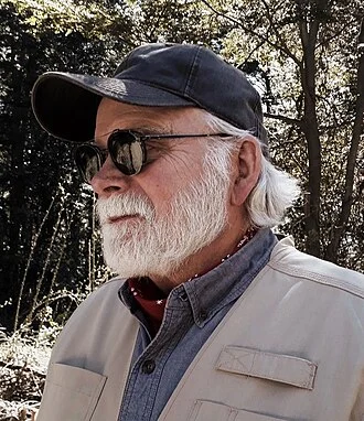Dan Newland height profile photo