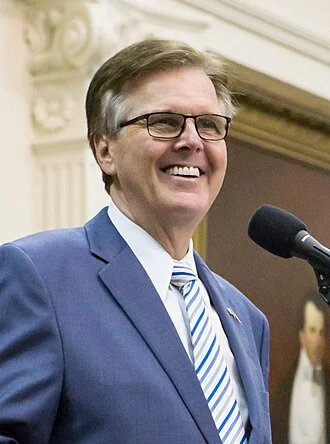 Dan Patrick (politician) height profile photo