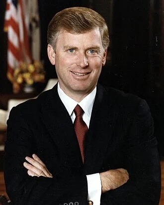 Dan Quayle height profile photo