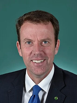 Dan Tehan height profile photo