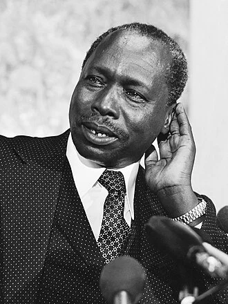 Daniel arap Moi height profile photo