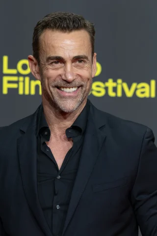 Daniel Bernhardt height profile photo