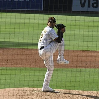 Daniel Camarena height profile photo