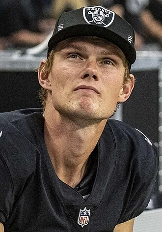 Daniel Carlson height profile photo