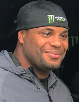 Daniel Cormier height profile photo