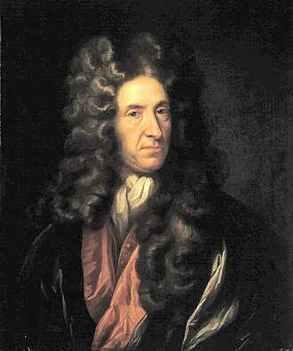 Daniel Defoe height profile photo