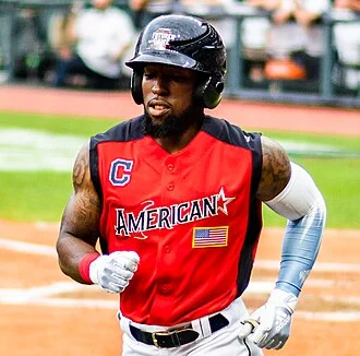 Daniel Johnson (baseball) height profile photo