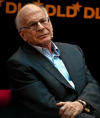 Daniel Kahneman height profile photo