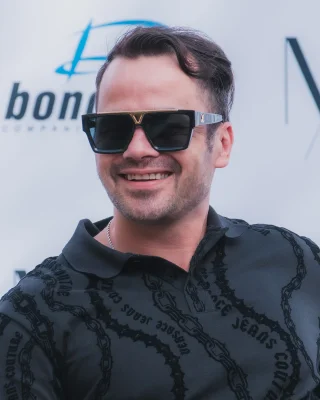 Daniel Logan height profile photo