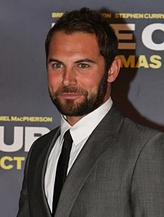 Daniel MacPherson height profile photo