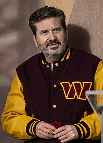 Daniel Snyder height profile photo