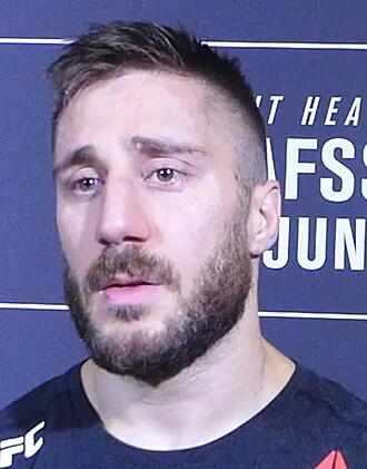 Daniel Teymur height profile photo