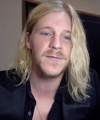Daniel Webber (actor) height profile photo