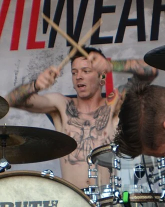 Daniel Williams (drummer) height profile photo