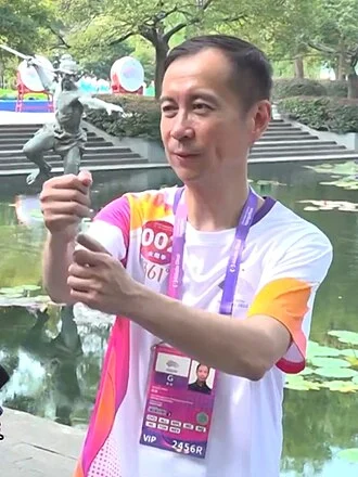 Daniel Zhang height profile photo