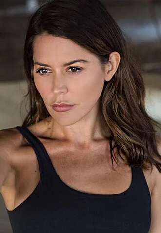 Danielle Bux height profile photo