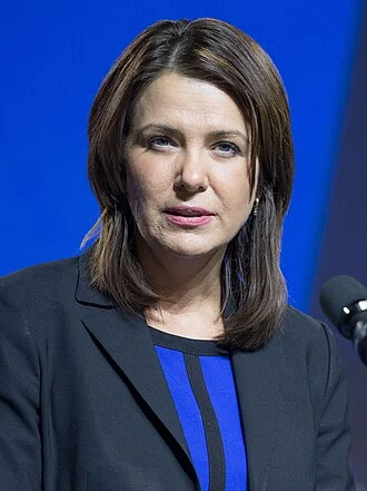 Danielle Smith height profile photo