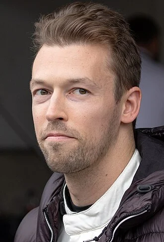 Daniil Kvyat height profile photo