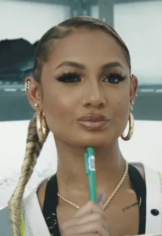 DaniLeigh height profile photo