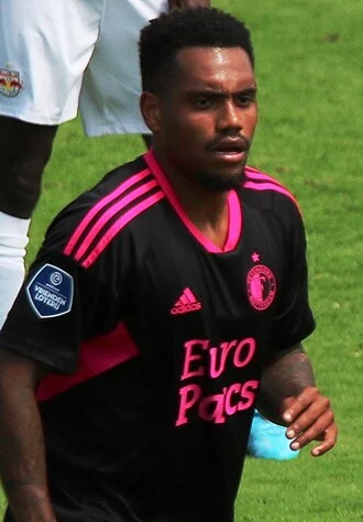 Danilo (footballer, born 1999) height profile photo