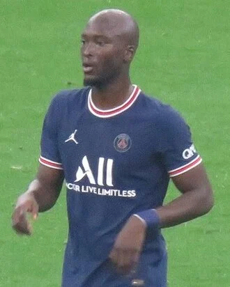 Danilo Pereira height profile photo