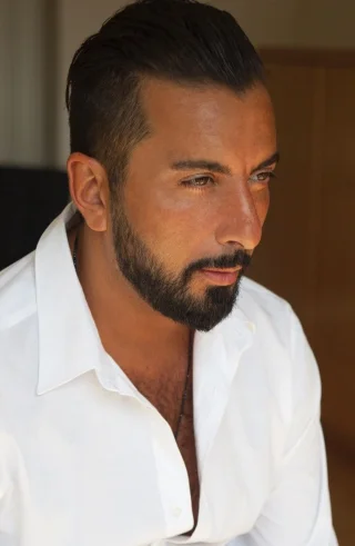 Danny Abeckaser height profile photo
