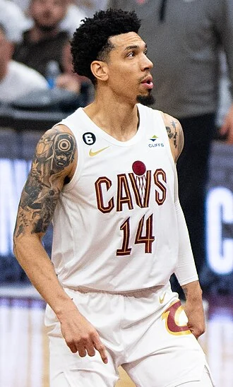 Danny Green (basketball) height profile photo