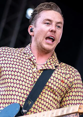 Danny Jones height profile photo