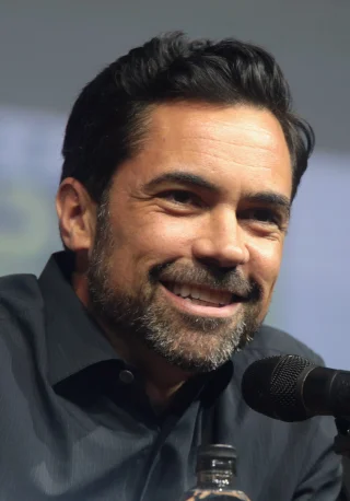 Danny Pino height profile photo