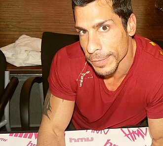 Danny Wood height profile photo