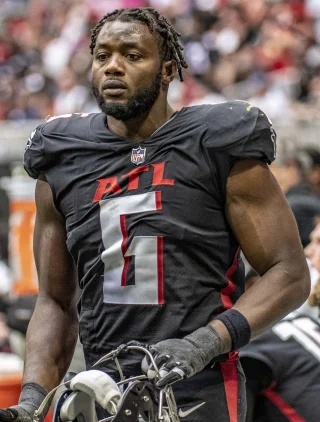 Dante Fowler height profile photo