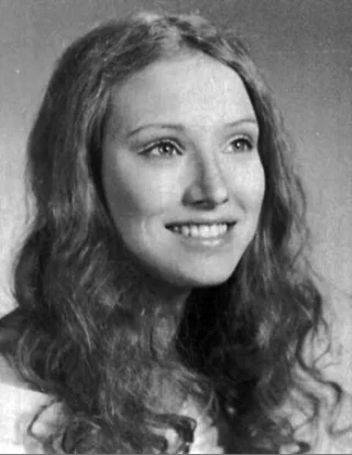 Darlanne Fluegel height profile photo