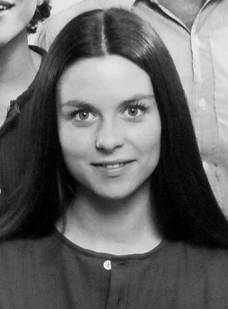 Darleen Carr height profile photo