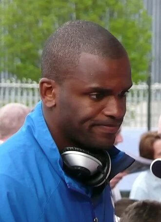 Darren Bent height profile photo