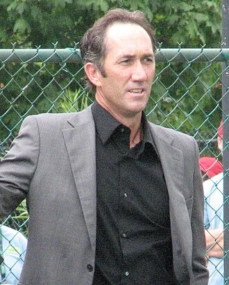 Darren Cahill height profile photo