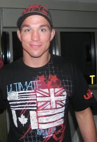 Darren Elkins height profile photo