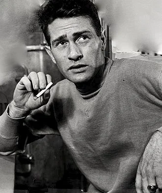 Darren McGavin height profile photo