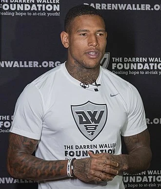 Darren Waller height profile photo