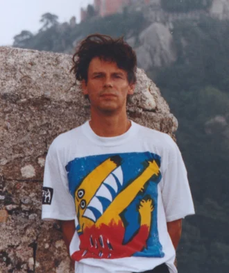 Darryl Hunt (musician) height profile photo