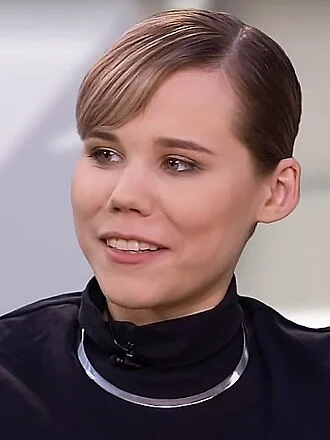 Darya Dugina height profile photo