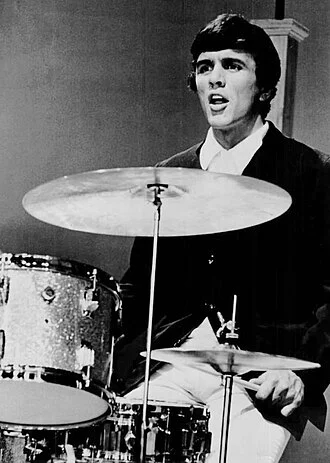 Dave Clark (musician) height profile photo