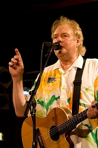 Dave Cousins height profile photo